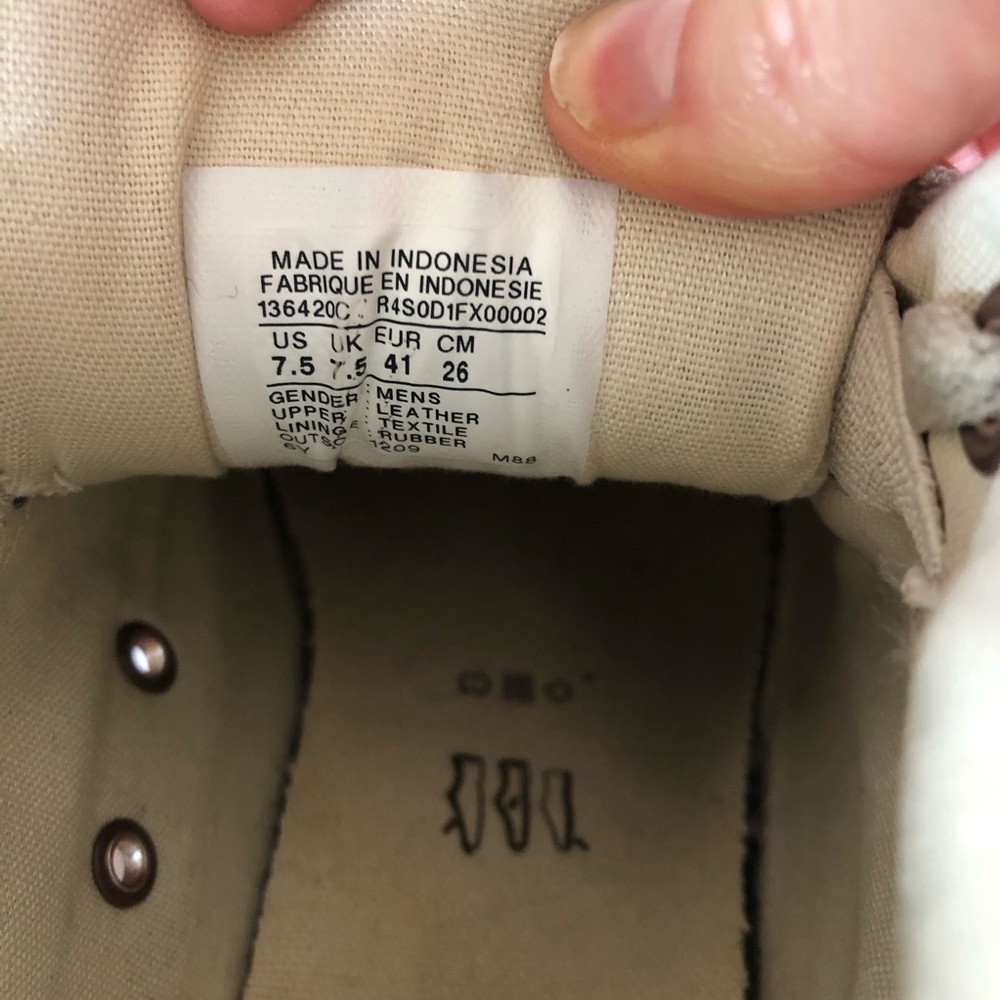 Leather Converse Hi-Tops (W9.5/M7.5) - Picture 8 of 9
